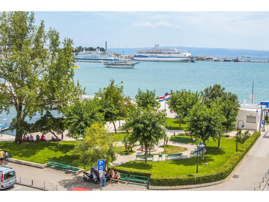 Sunny Promenade Studio Split Quarto foto